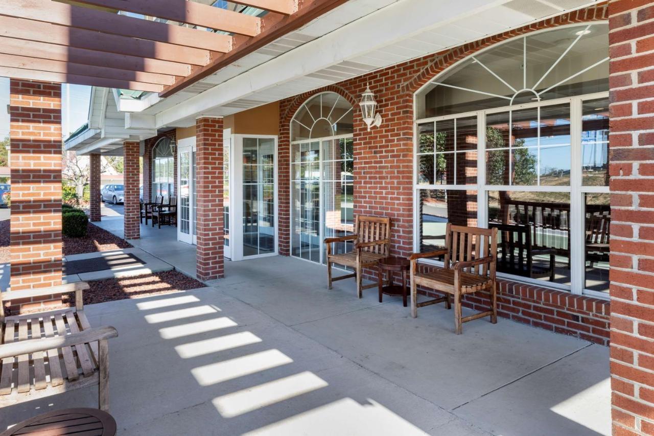 Country Inn & Suites By Radisson, Lumberton, Nc Exterior foto